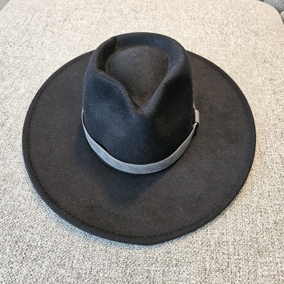 Black Felt Fedora Hat - Picture 5 of 16